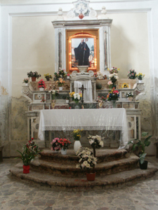 Grangia di San Biagio - l'altare